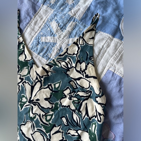 Banana Republic Womens Blue White Floral Summer Cute V-Neck Tank Top XXS Petite - Picture 3 of 10